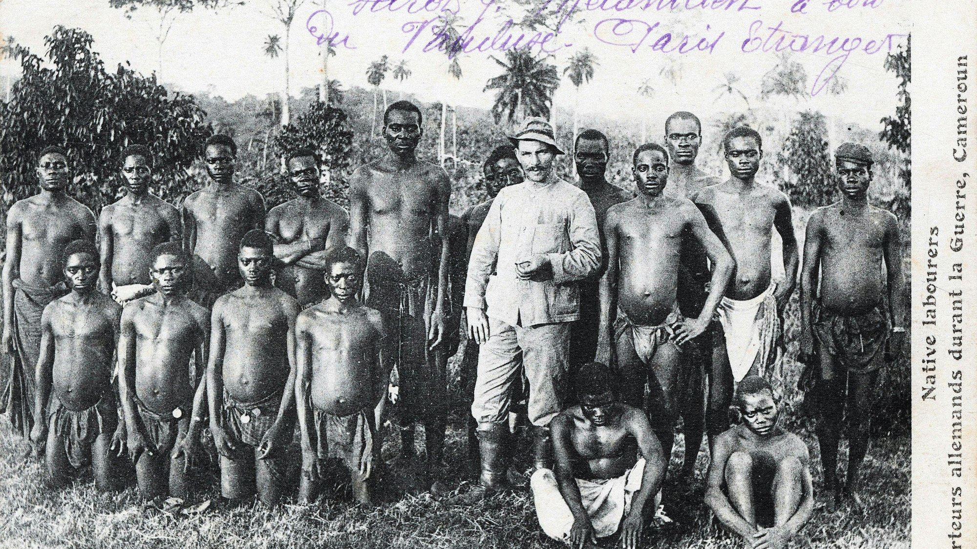 Die Vorstellungen der afrikanischen Bevölkerung basierten auf rassistischen Reiseberichten und Vorstellungen.