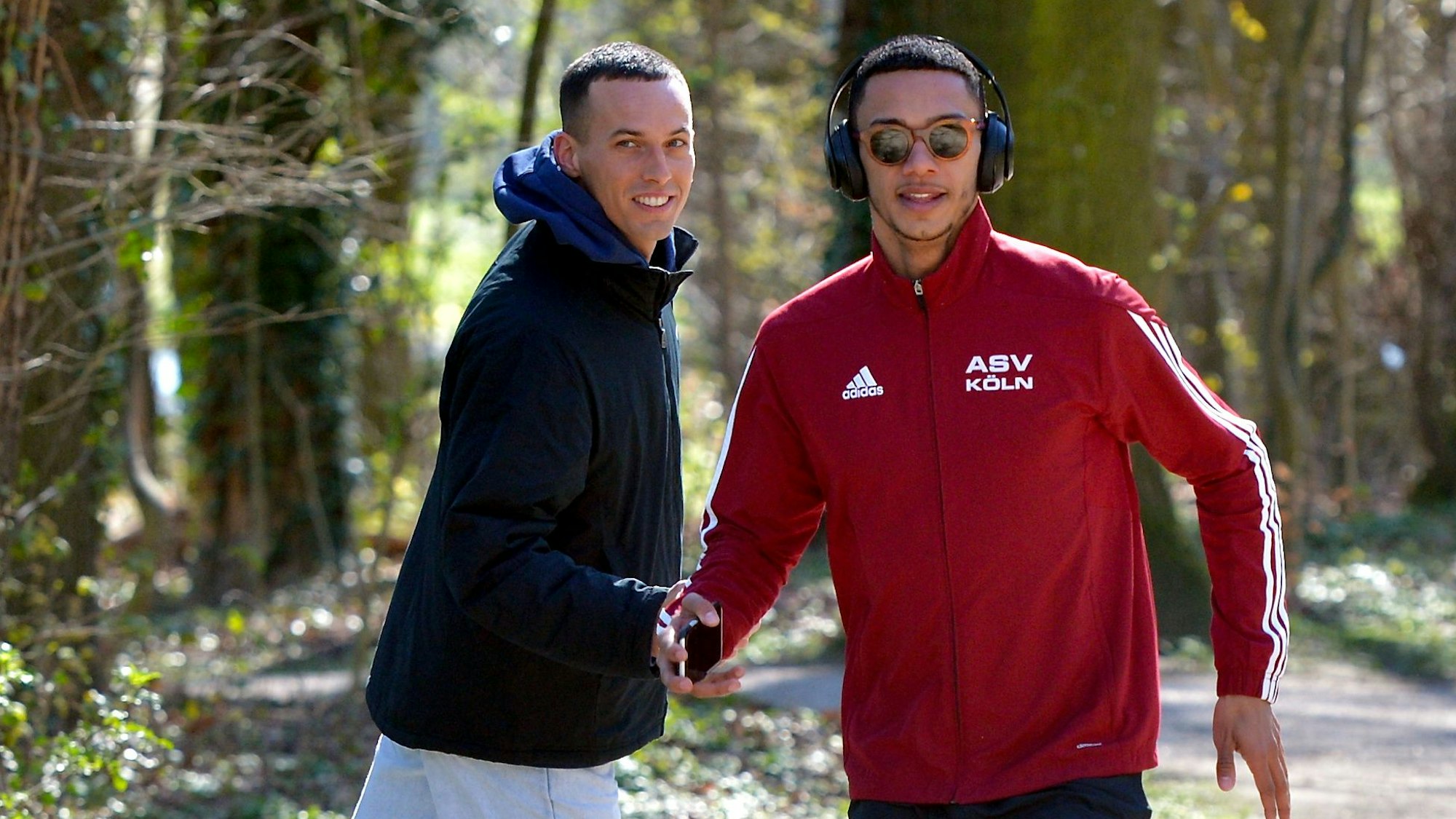 Leichtathletik
ASV Köln
links: TR: Jannik Engel
rechts: Joshua Hartmann (ASV Köln)
Foto: Uli Herhaus
