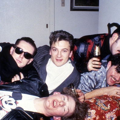 Frankie Goes to Hollywood feiern.