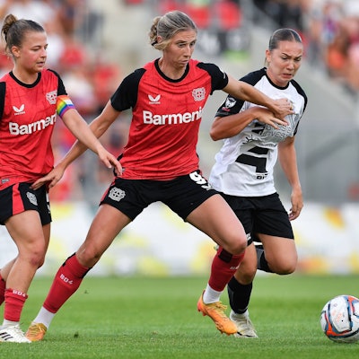 2024.07.31 Sosnowiec Pilka nozna mecz towarzyski sparing Czarni Sosnowiec - Bayer 04 Leverkusen N/z Kristin Kogel Caroline Kehrer Krystyna Flis Foto Mateusz Sobczak / PressFocus 2024.07.31 Sosnowiec Football friendly game exhibition match Czarni Sosnowiec - Bayer 04 Leverkusen Kristin Kogel Caroline Kehrer Krystyna Flis Credit: Mateusz Sobczak / PressFocus/NEWSPIX.PL --- Newspix.pl PUBLICATIONxNOTxINxPOL 20240731_PF_MS_022