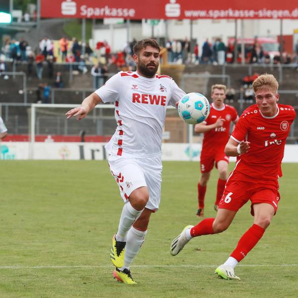 Testspiel im Leimbachstadion in Siegen, Sportfreunde Siegen (Oberliga Wetsfalen) vs. 1. FC Köln, links: Nikola Soldo (1. FC Köln), 05.07.2024, Bild: Herbert Bucco