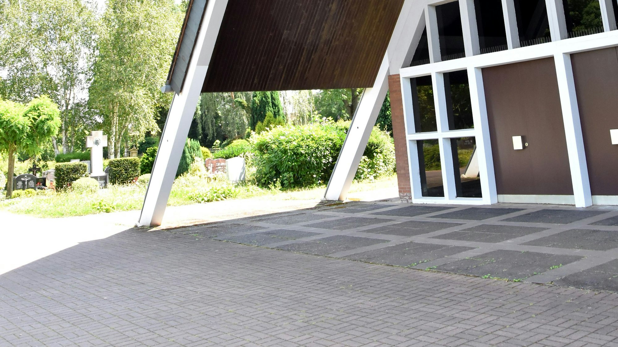 Der Friedhof in Kaster.