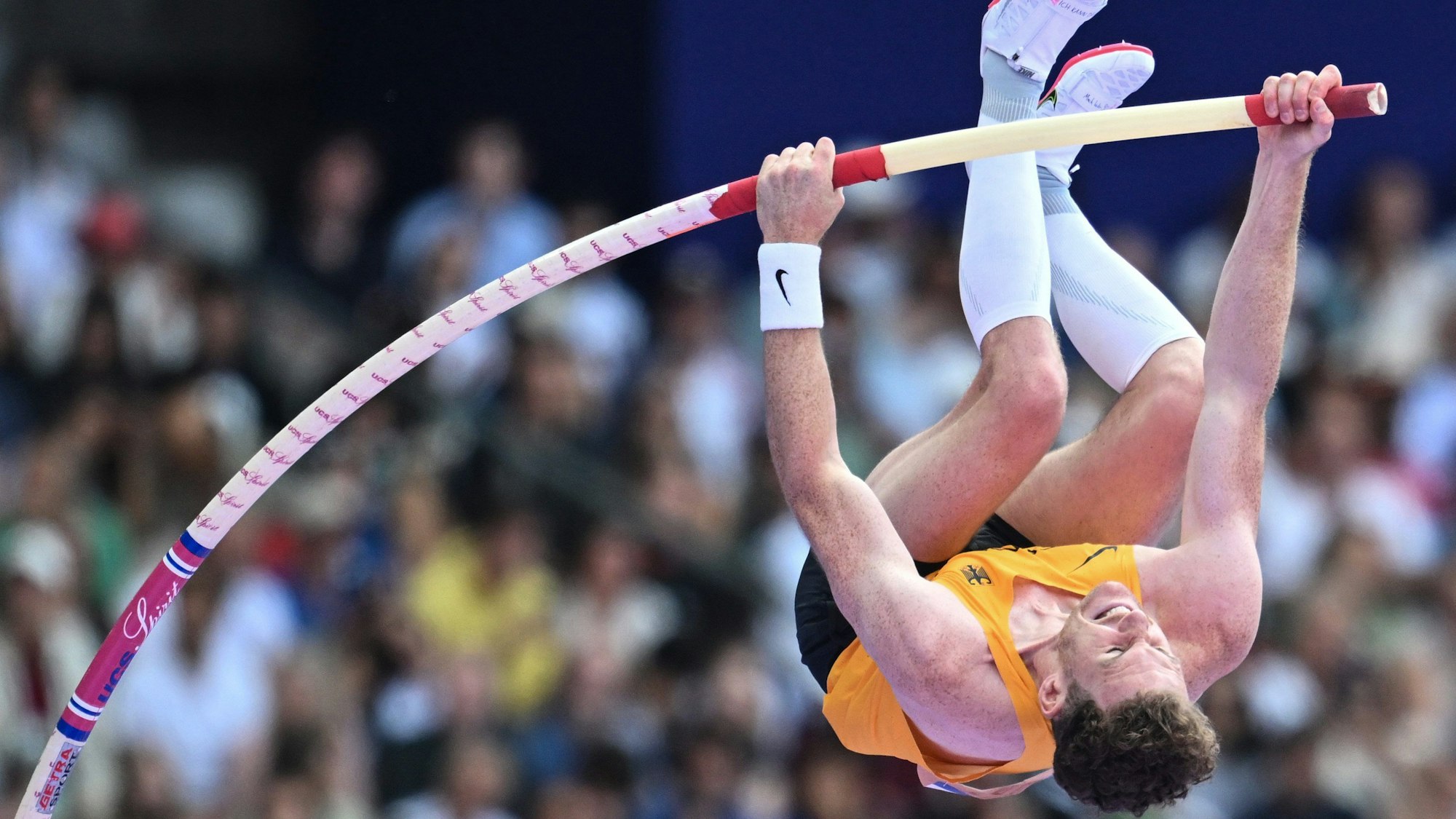 03.08.2024, Frankreich, Saint-Denis: Olympia, Paris 2024, Leichtathletik, Stade de France, Vorkampf, Stabhochsprung, Männer, Qualifikation, Torben Blech aus Deutschland in Aktion. Foto: Sven Hoppe/dpa +++ dpa-Bildfunk +++