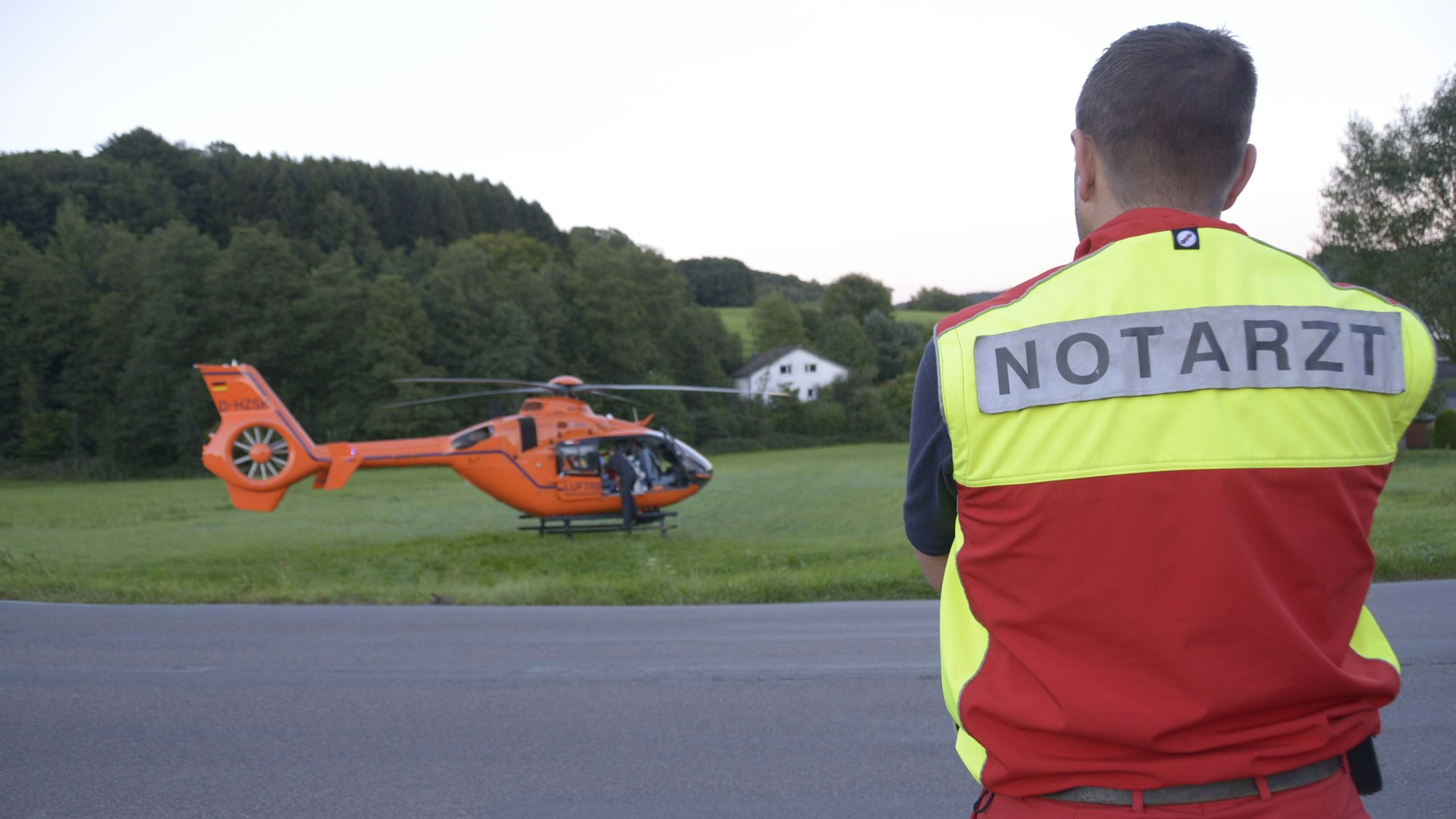 Ein Rettungshubschrauber im Einsatz.