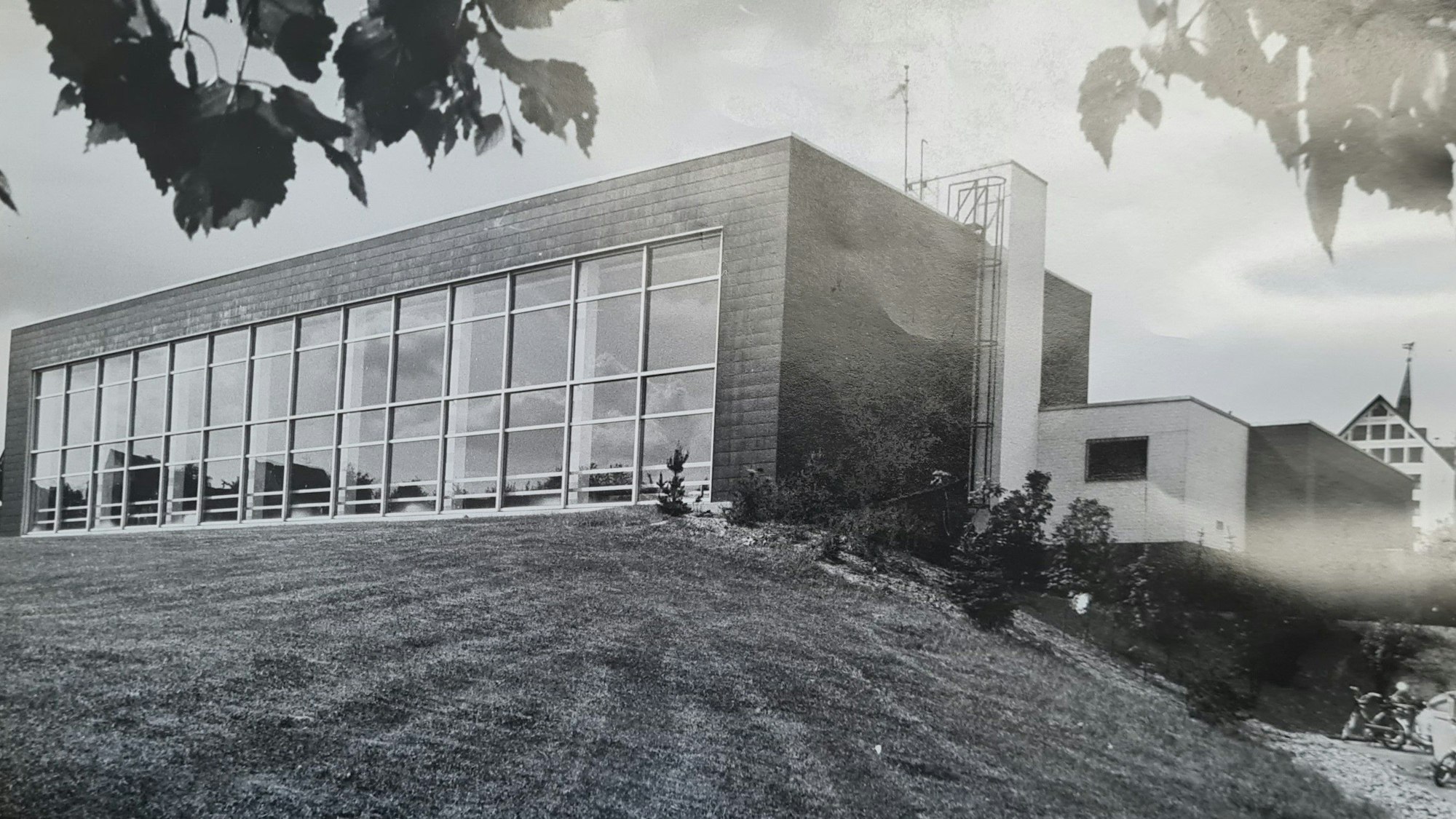Die Schwimmhalle in Neunkirchen kurz nach der Eröffnung vor 50 Jahren.