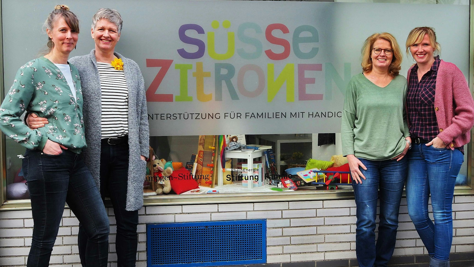 Mirjam Kalb, Stefanie Daniel, Alexandra Geißler-Wölfle und Martina Maczewski vom Verein „Süße Zitronen“ freuen sich auf das erste inklusive Sportfest des Vereins im September.