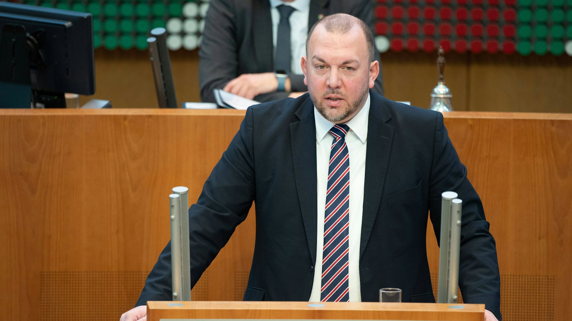 Klaus Esser, AfD-Fraktion, bei einer Rede im Landtag von Nordrhein-Westfalen.