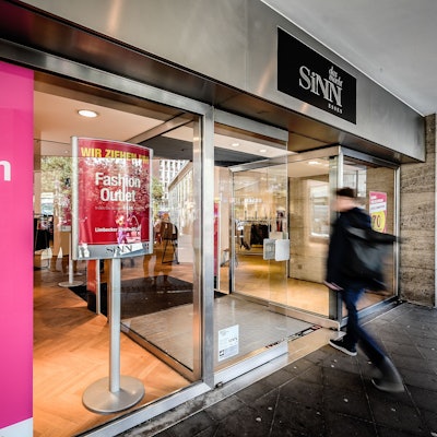 Die Modehauskette Sinn (hier eine Filiale am Willy-Brandt-Platz in Essen) ist insolvent.