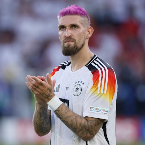 Färbte sich während der EM die Haare pink: Leverkusens Robert Andrich.