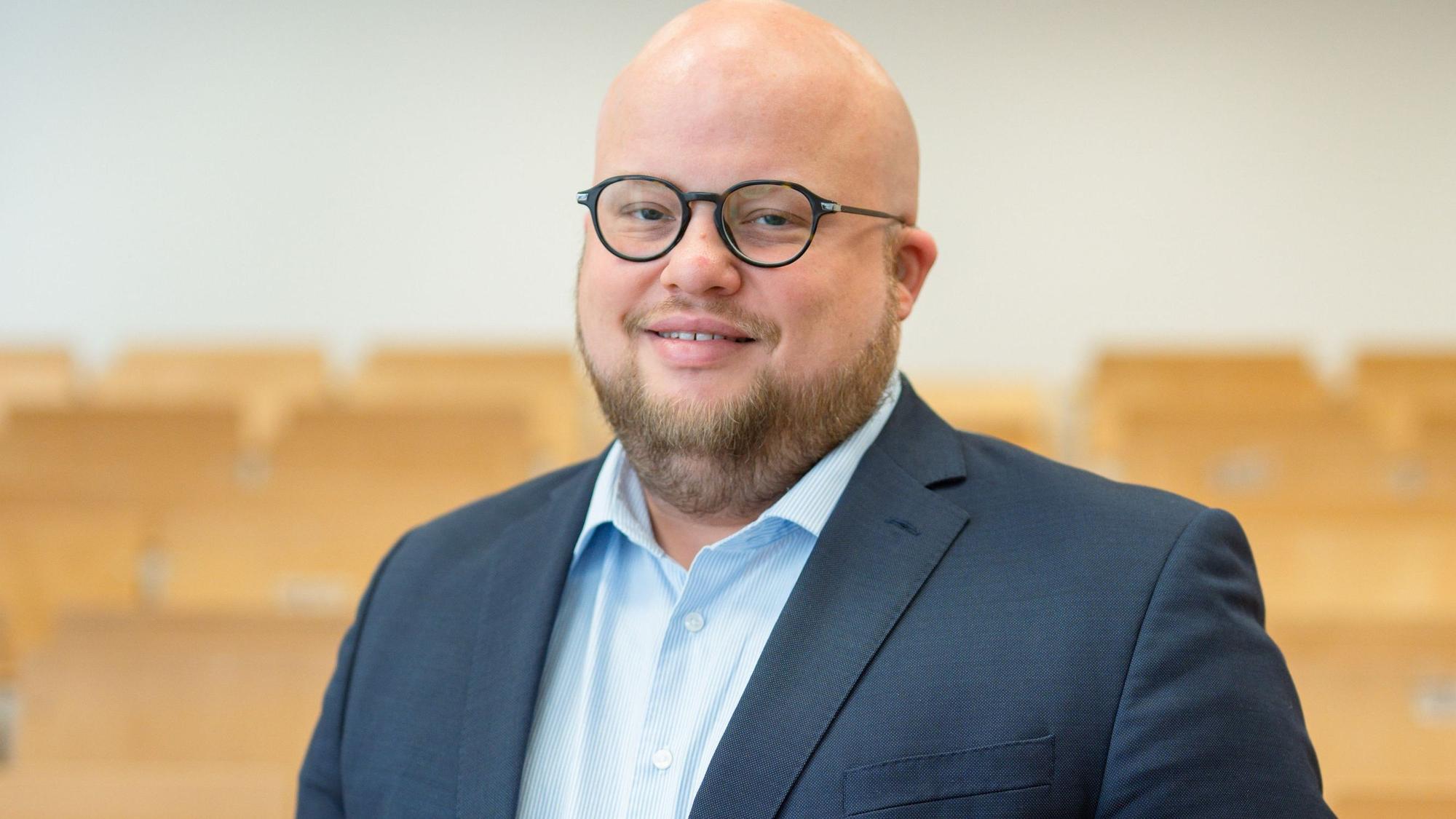 Thomas Hofmann, Leiter des neuen Studiengangs „Rettungswissenschaften“ an der privaten HSD Hochschule Döpfer in Köln.