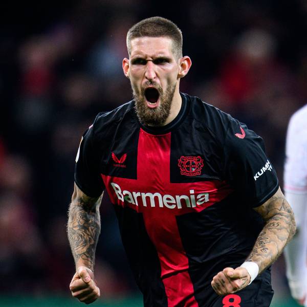Robert Andrich von Bayer 04 Leverkusen im Spiel gegen den VfB Stuttgart.
