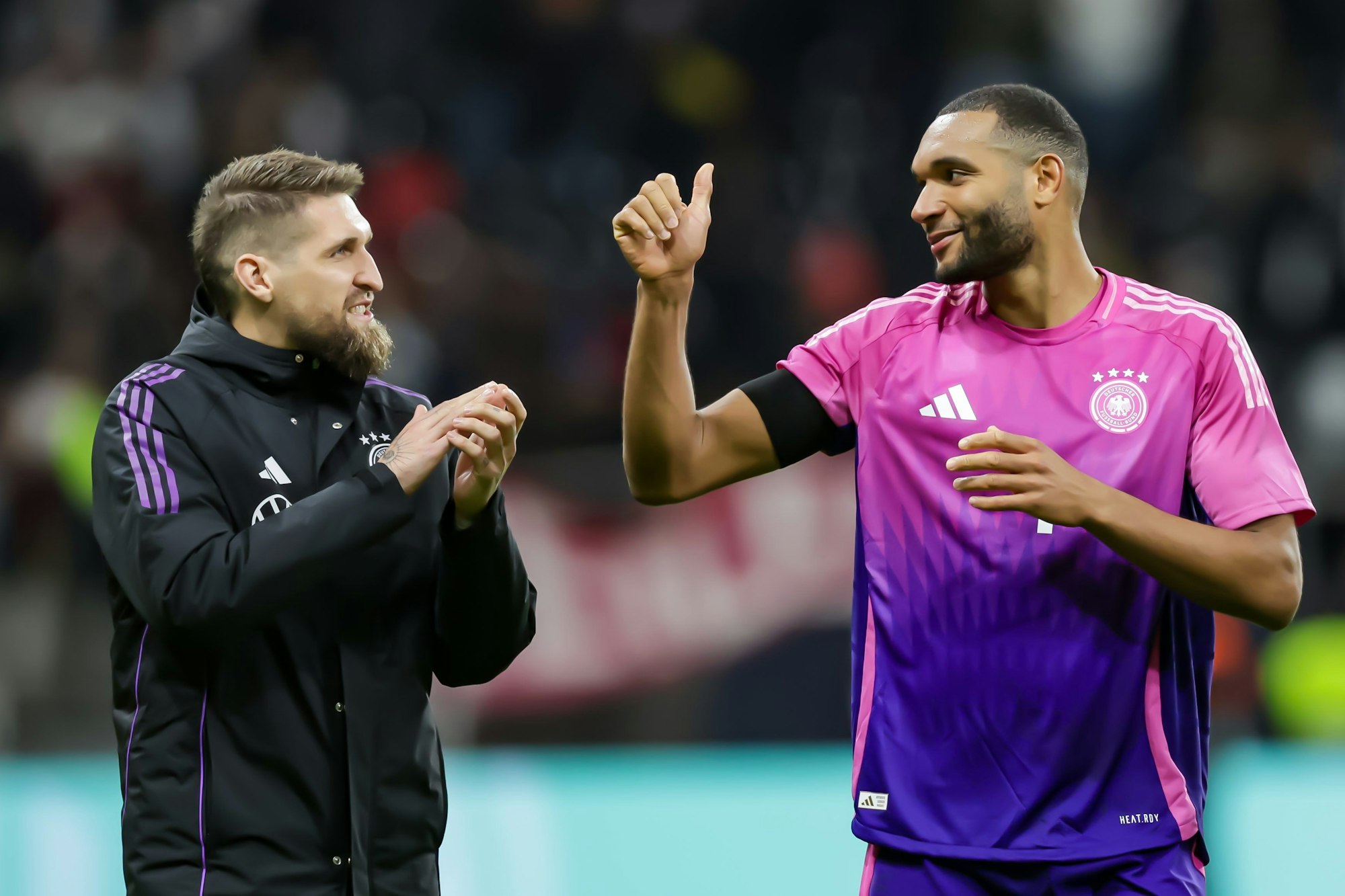 Bei der Nationalelf: Robert Andrich (l) und Jonathan Tah.