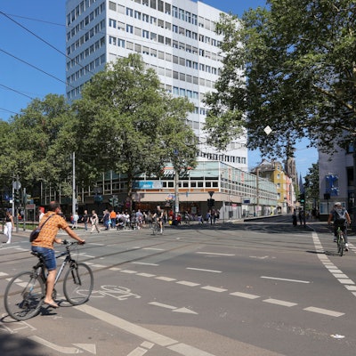 Die Kreuzung am Zülpicher Platz.