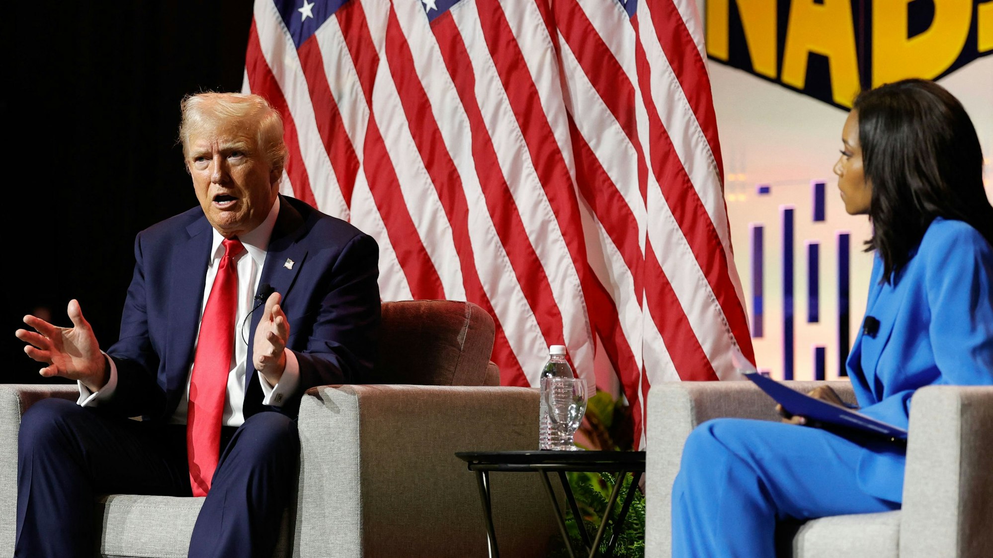 Donald Trump im Gespräch mit der ABC-Journalistin Rachel Scott am 31. Juli.