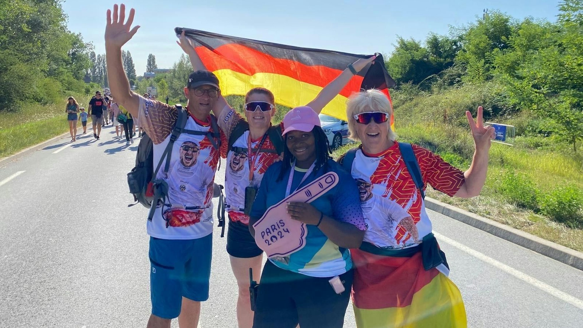 Beste Stimmung vor dem großen Rennen von Max Rendschmidt in Paris.