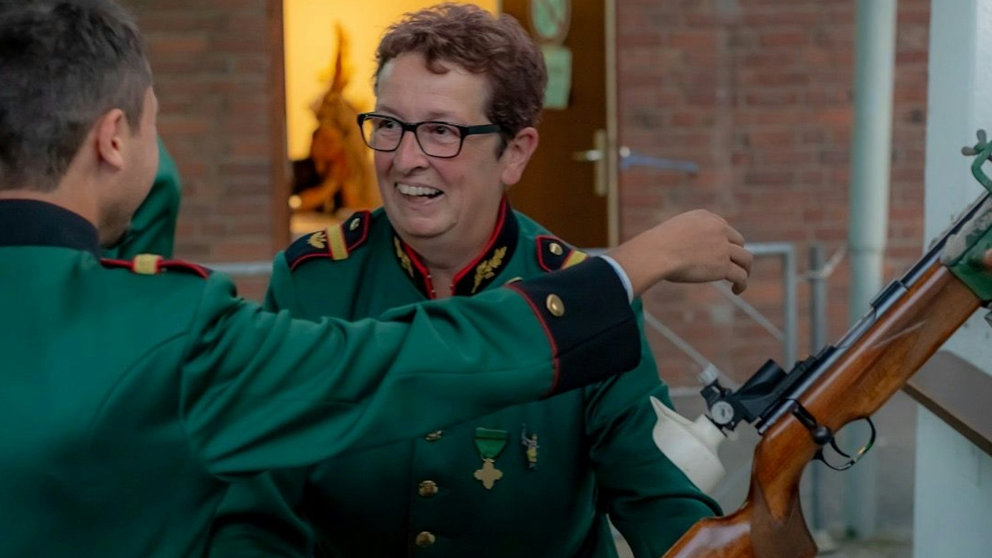 Das Bild zeigt die neue Schützenkönigin Ilse Parzefall.