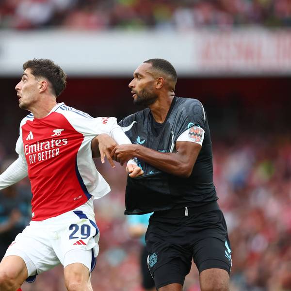 Test am Mittwoch: Kai Havertz vom FC Arsenal (l.) und Jonathan Tah von Bayer 04 Leverkusen.