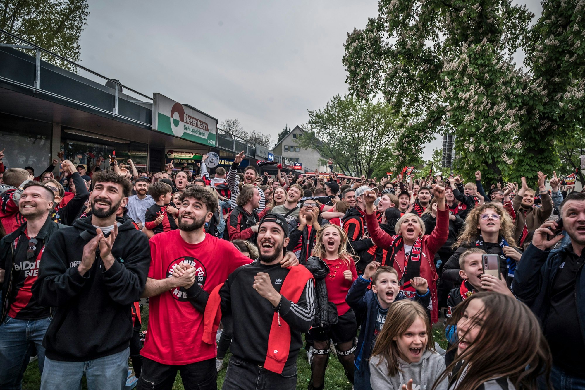 Gemeinsam fieberte die ganze Stadt mit.
