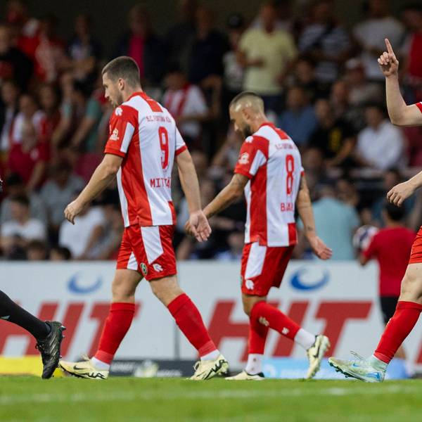 Regionalliga West Fortuna Köln - 1. FC Düren, 09.08.2024 Marvin Mika Fortuna Köln, 11 jubelt nach seinem Tor. Regionalliga West, Fortuna Köln - 1. FC Düren, 3. Spieltag, am 09.08.2024, Südstadion, Köln *** Regionalliga West Fortuna Köln 1 FC Düren, 09 08 2024 Marvin Mika Fortuna Köln, 11 cheers after his goal Regionalliga West, Fortuna Köln 1 FC Düren, Matchday 3, on 09 08 2024, Südstadion, Cologne Copyright: xBEAUTIFULxSPORTS/Meuselx