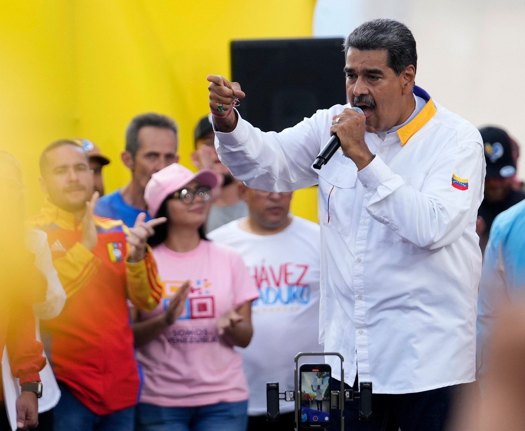Nicolas Maduro, Präsident von Venezuela, spricht zu Anhängern während einer Regierungskundgebung in Caracas, Venezuela.