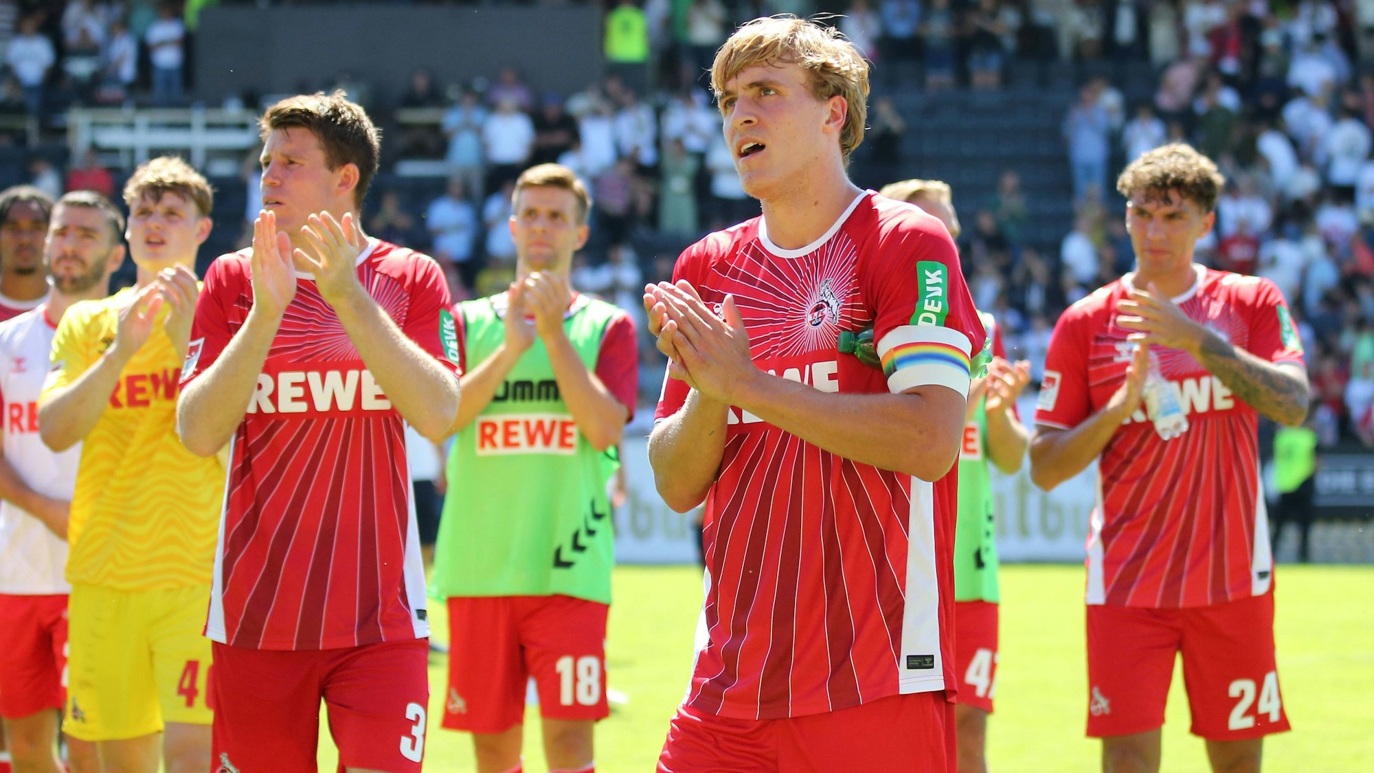 Timo Hübers rettete die Kölner Mannschaft am Samstag mit seinem späten Treffer vor der zweiten Niederlage im zweiten Spiel.
