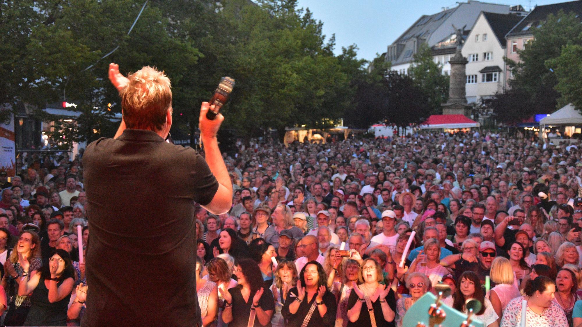 Bläck Fööss-Sänger Mirko Bäumer machte Stimmung.