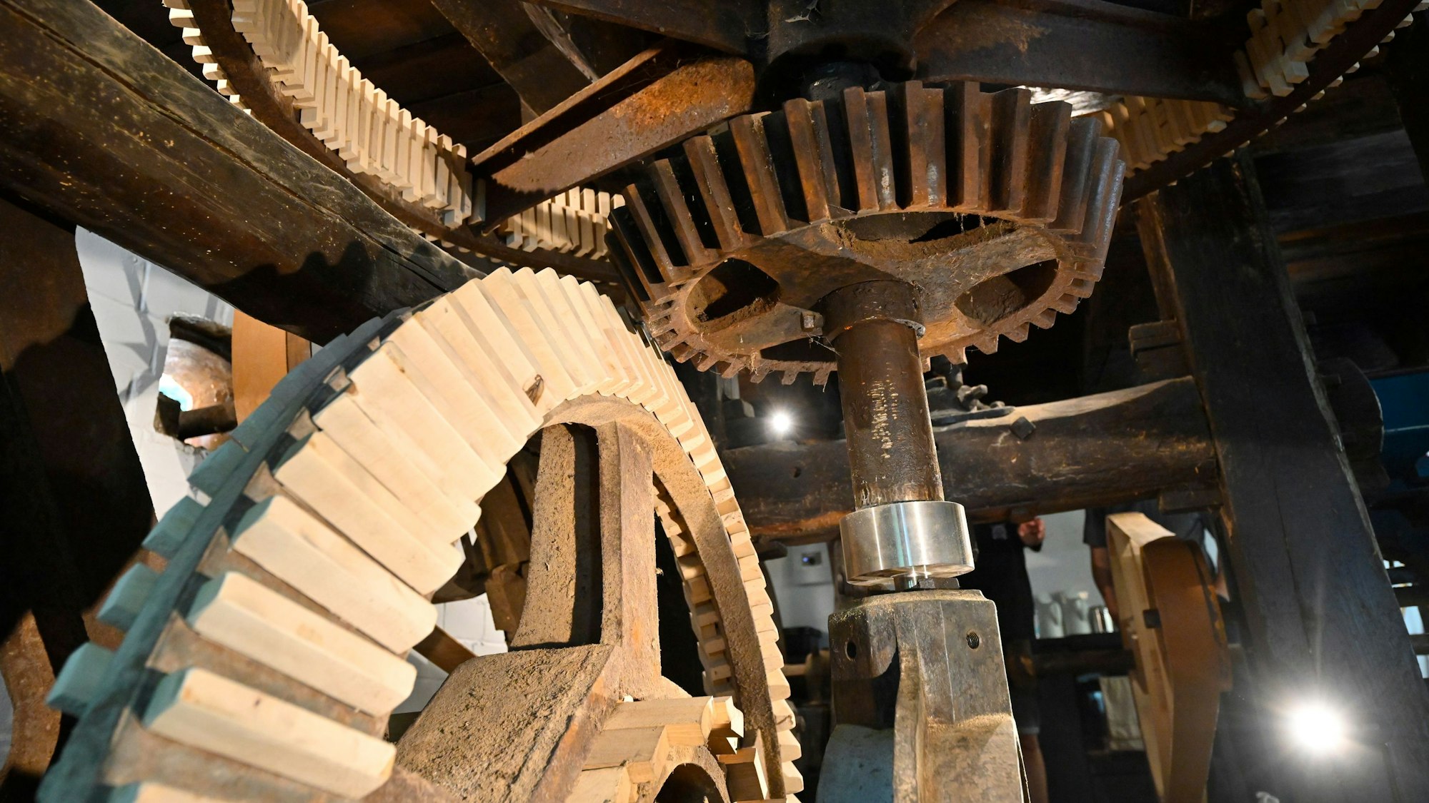 Blick in das historische Mühlwerk.