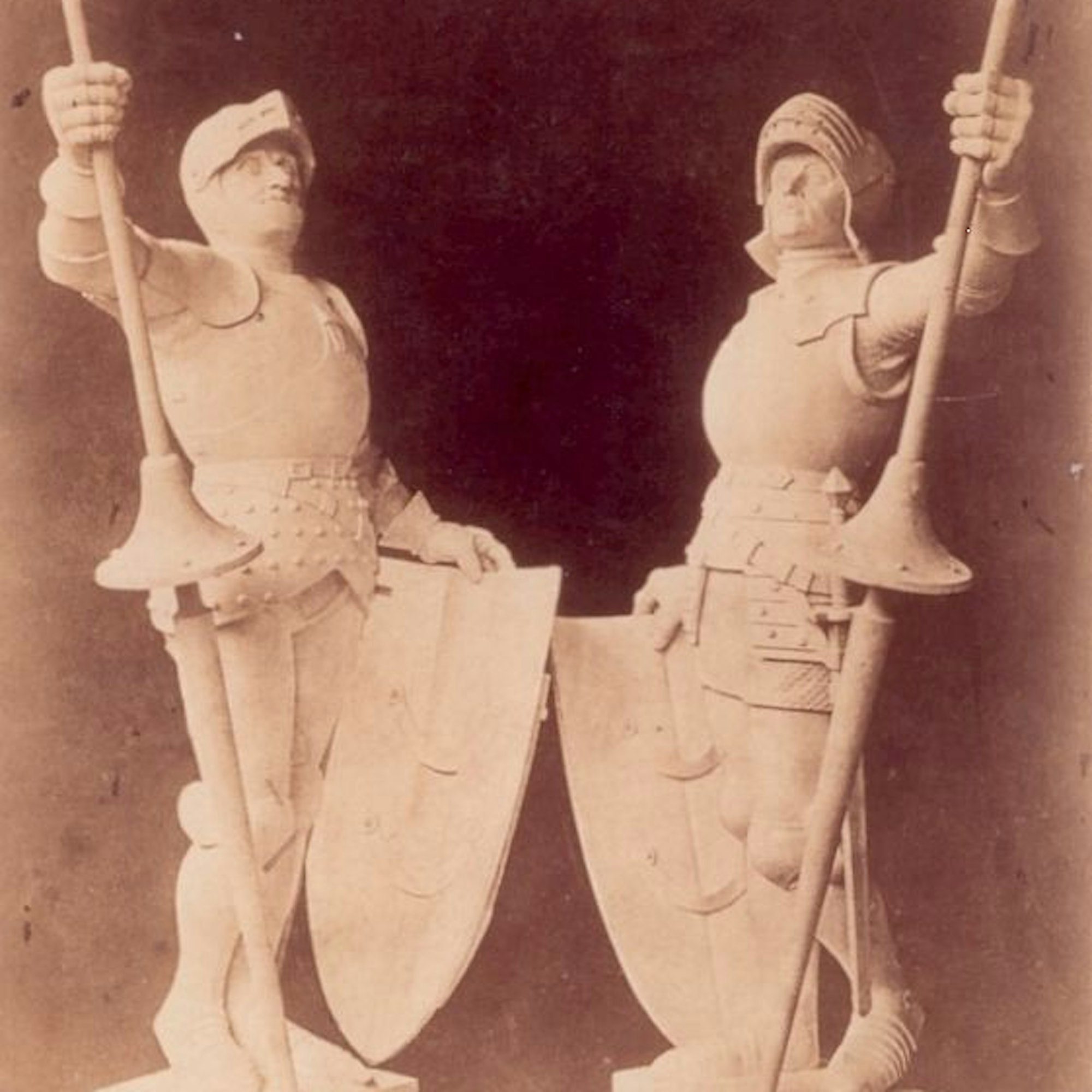 Zwei Ritter mit Sperr, Schild und Rüstung im Modell.