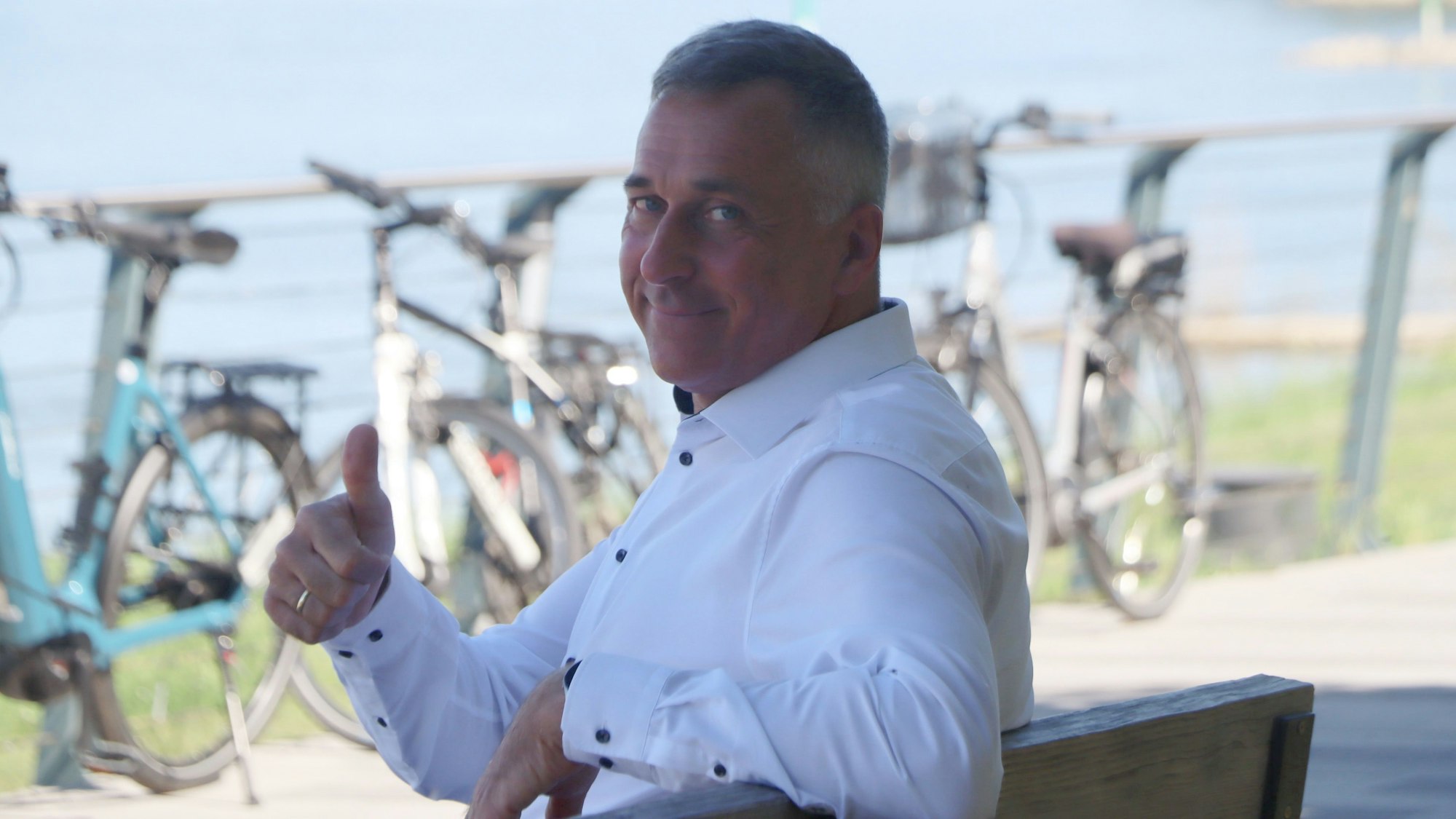 Auf dem Foto ist Wesselings Bürgermeister Ralph Manzke zu sehen.