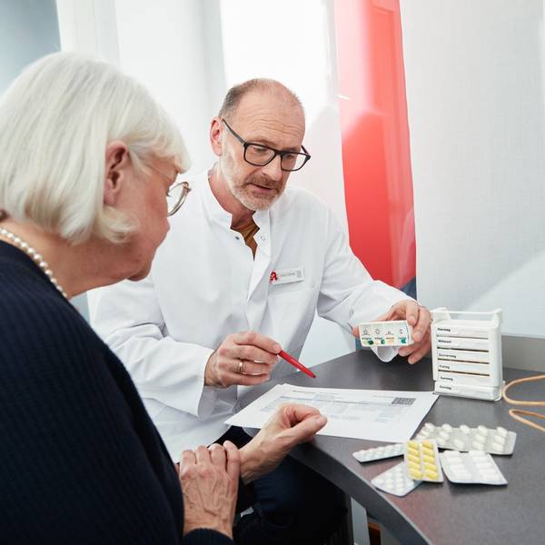 Leverkusens Apotheker laufen Sturm gegen die Pläne von Bundesgesundheitsminister Karl Lauterbach.