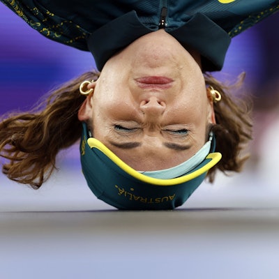 TOPSHOT - Australia's Rachael Gunn, known as Raygun competes in the Women's Breaking dance Round robin of the Paris 2024 Olympic Games at La Concorde in Paris, on August 9, 2024. (Photo by Odd ANDERSEN / AFP)