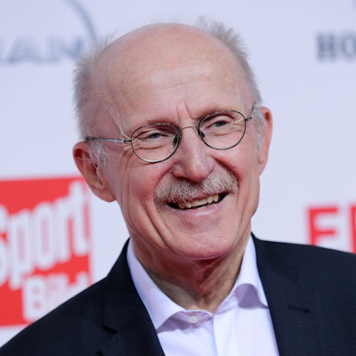 Willi Lemke, ehemaliger UN-Sonderberater für Sport und früherer Bundesliga-Manager, kommt zur Verleihung des „Sport Bild Award 2018“.