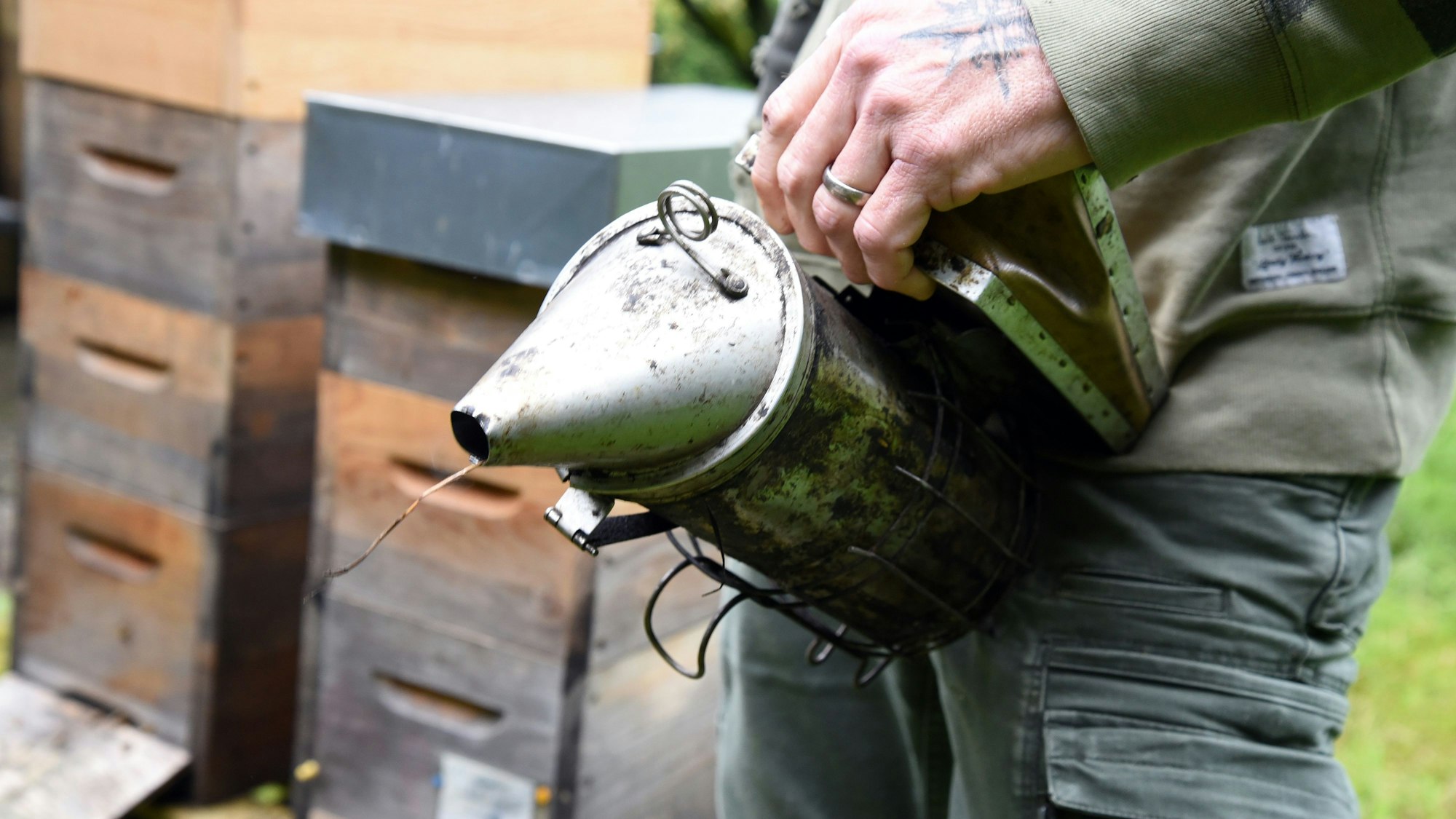 Den Smoker setzt Jones nur sehr zurückhaltend ein.