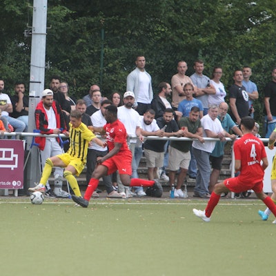 Jonas Degenhart (links) und Aloy Ihenacho