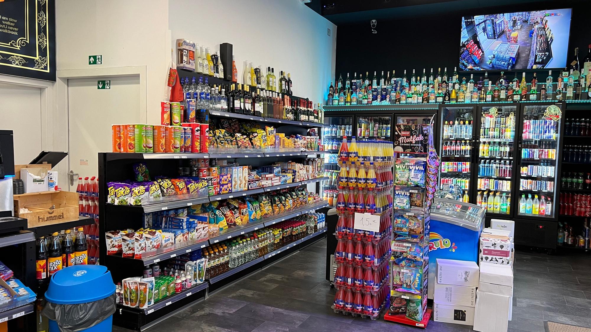 All-In-Kiosk am Friesenplatz in der Kölner Innenstadt
Julius Stockheim