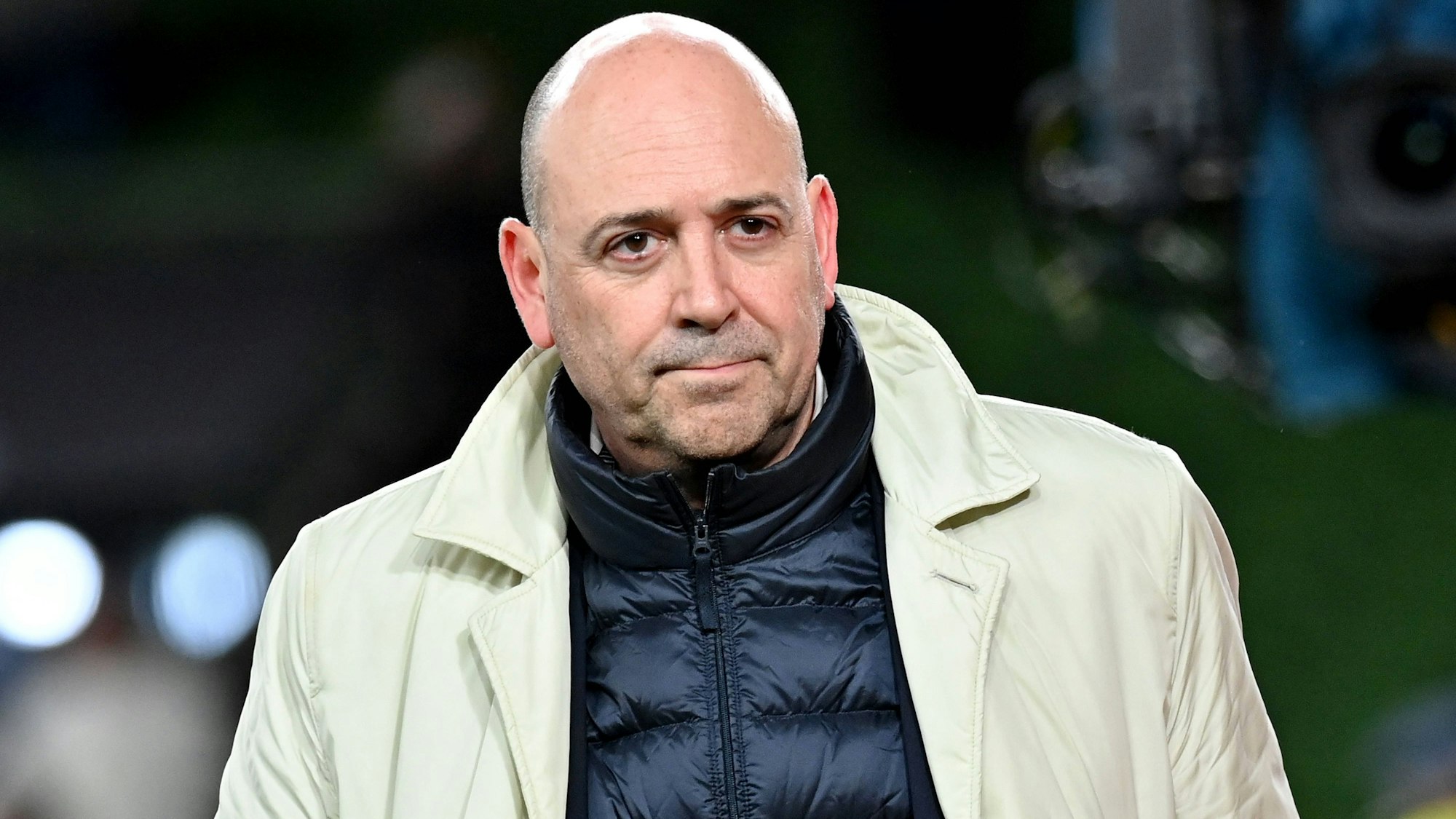 22.05.2024, xjrdrx, Fussball UEFA Europa League Finale 2024, Bayer 04 Leverkusen - Atalanta Bergamo emspor, v.l. Vorsitzender Geschaeftsfuehrung Fernando Carro de Prada Bayer Leverkusen Enttäuscht enttaeuscht traurig frustriert ratlos DFL/DFB REGULATIONS PROHIBIT ANY USE OF PHOTOGRAPHS as IMAGE SEQUENCES and/or QUASI-VIDEO Dublin *** 22 05 2024, xjrdrx, Soccer UEFA Europa League Final 2024, Bayer 04 Leverkusen Atalanta Bergamo emspor, v l Chairman Geschaeftsfuehrung Fernando Carro de Prada Bayer Leverkusen Enttäuscht enttaeuscht traurig frustriert ratlos DFLB DFB REGULATIONS PROHIBIT ANY USE OF PHOTOGRAPHS as IMAGE SEQUENCES and or QUASI VIDEO Dublin