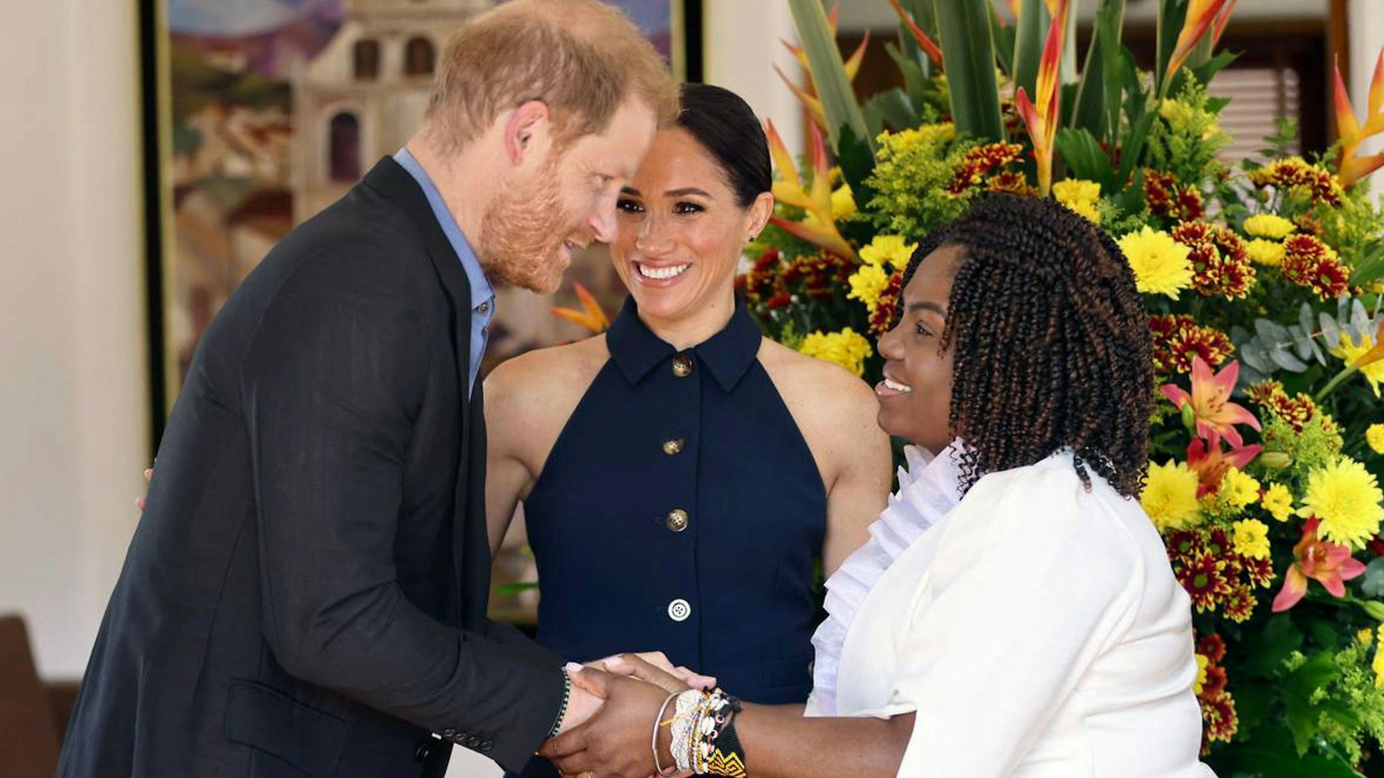 Prinz Harry und seine Frau Meghan werden in Kolumbien von der kolumbianischen Vizepräsidentin Francia Marquez begrüßt.