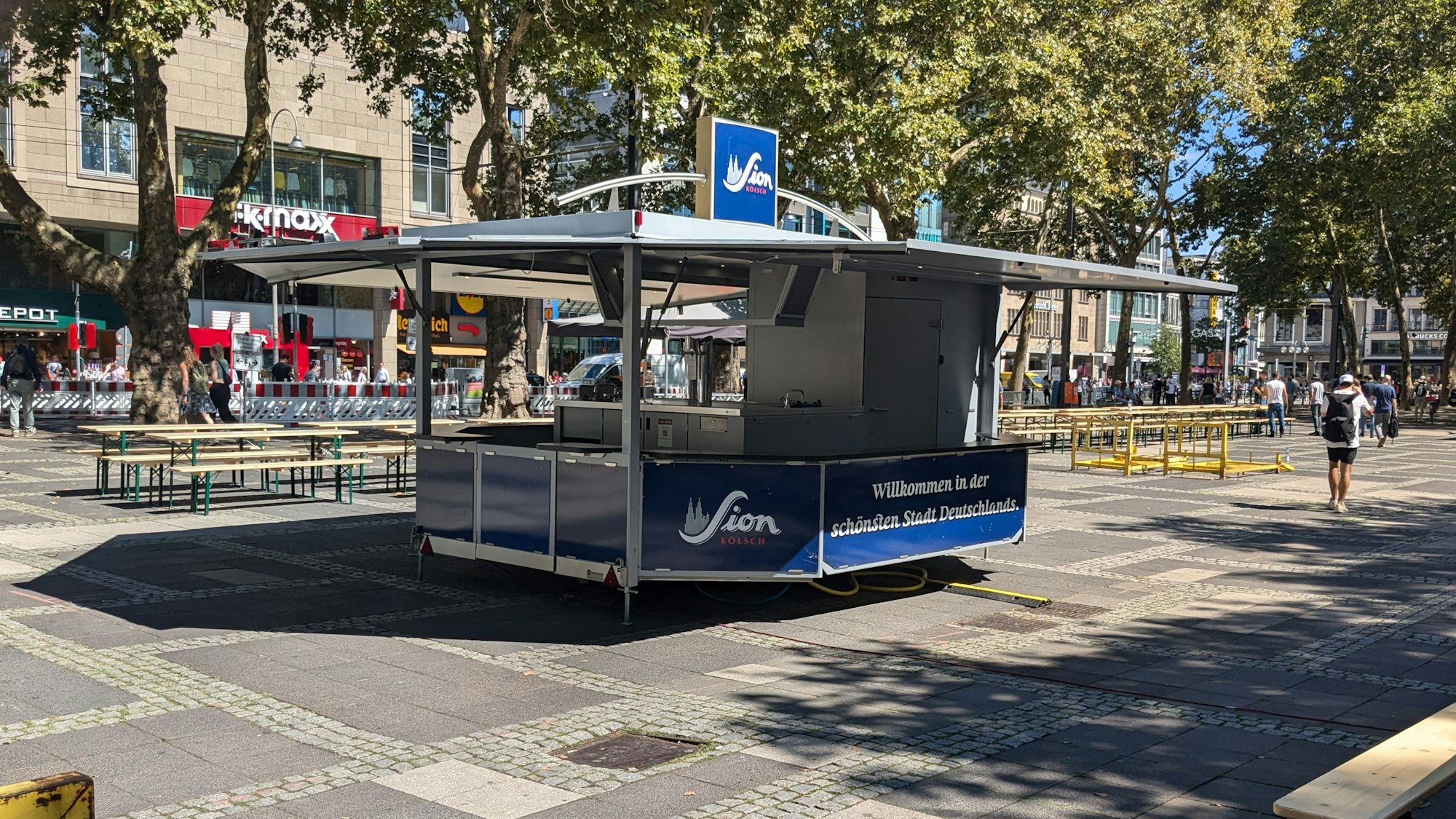 Aufbau auf dem Neumarkt