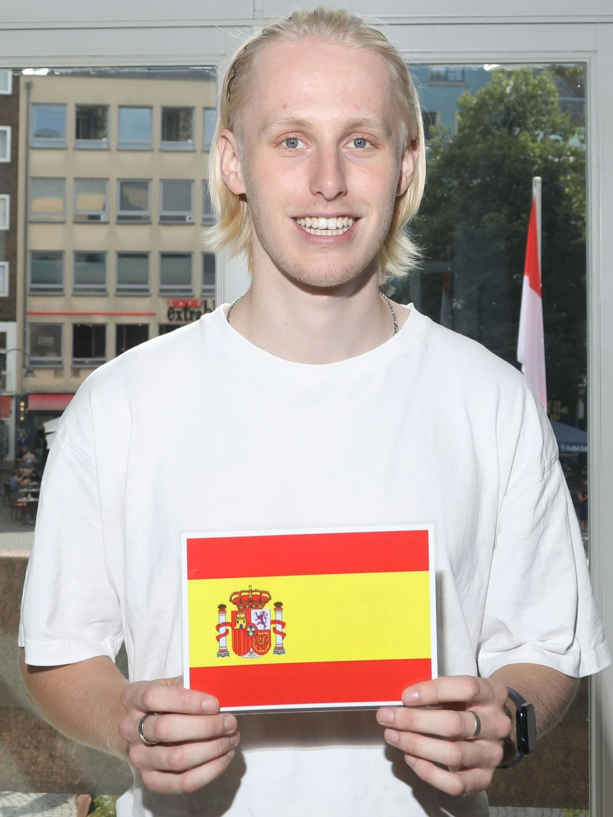 Julian Zurmühlen (22) geht nach Spanien, um dort in einer Einrichtung für Menschen mit geistiger Behinderung zu arbeiten.