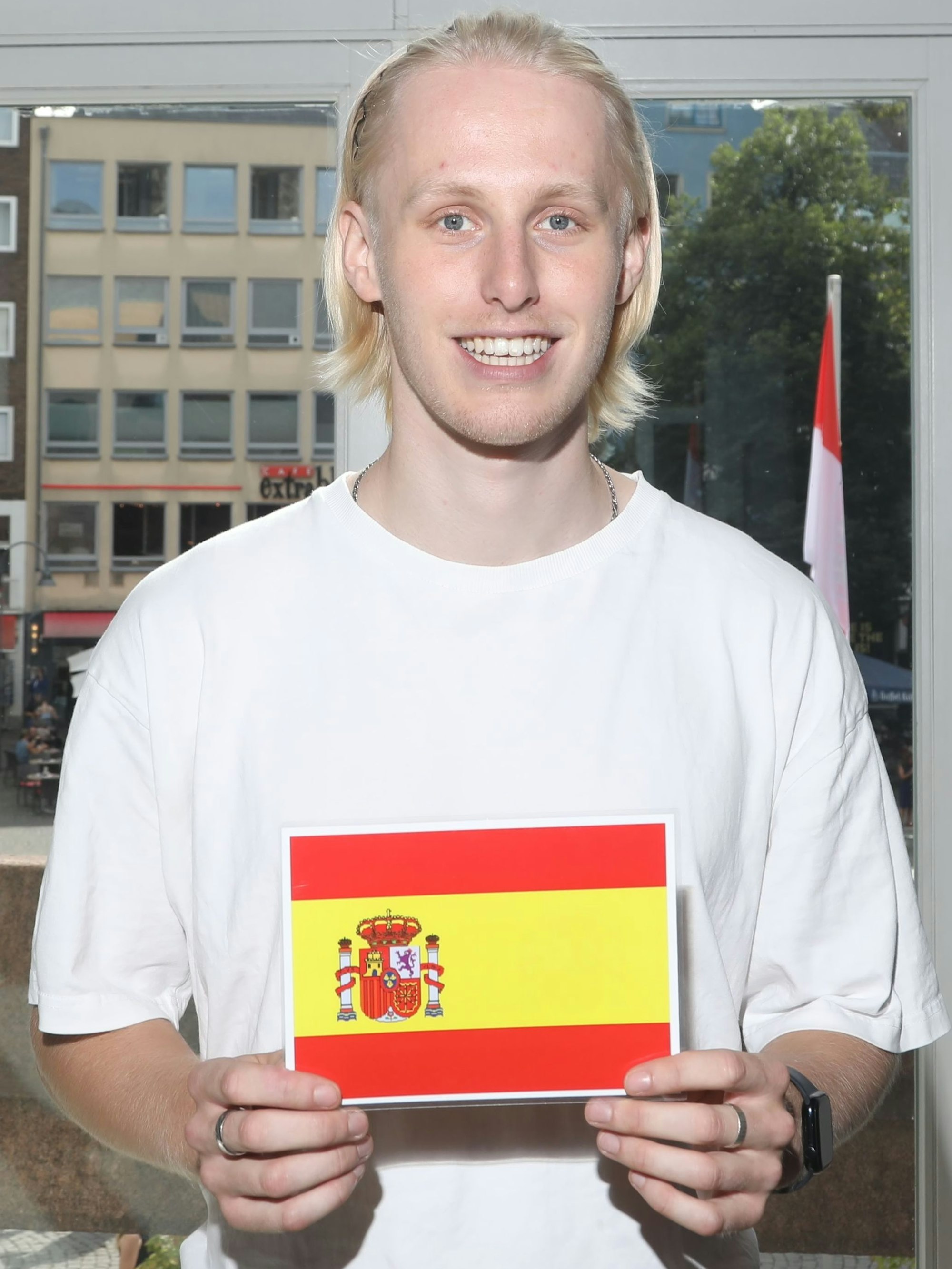 Julian Zurmühlen (22) geht nach Spanien, um dort in einer Einrichtung für Menschen mit geistiger Behinderung zu arbeiten.
