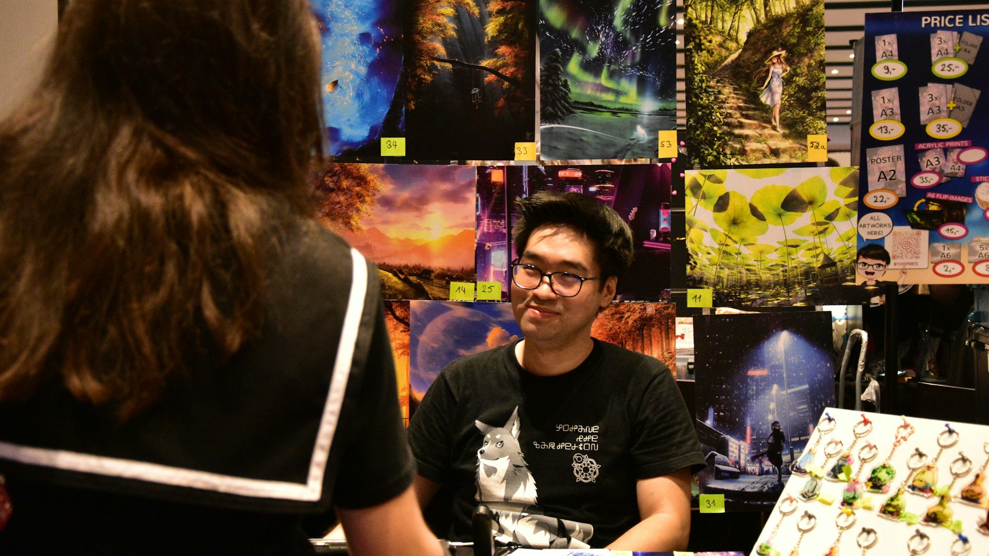 Hien Nguyen alias Hatschyuh war einer der vielen freischaffenden Künstler, die ihre Werke auf der Ani-Con verkauften.