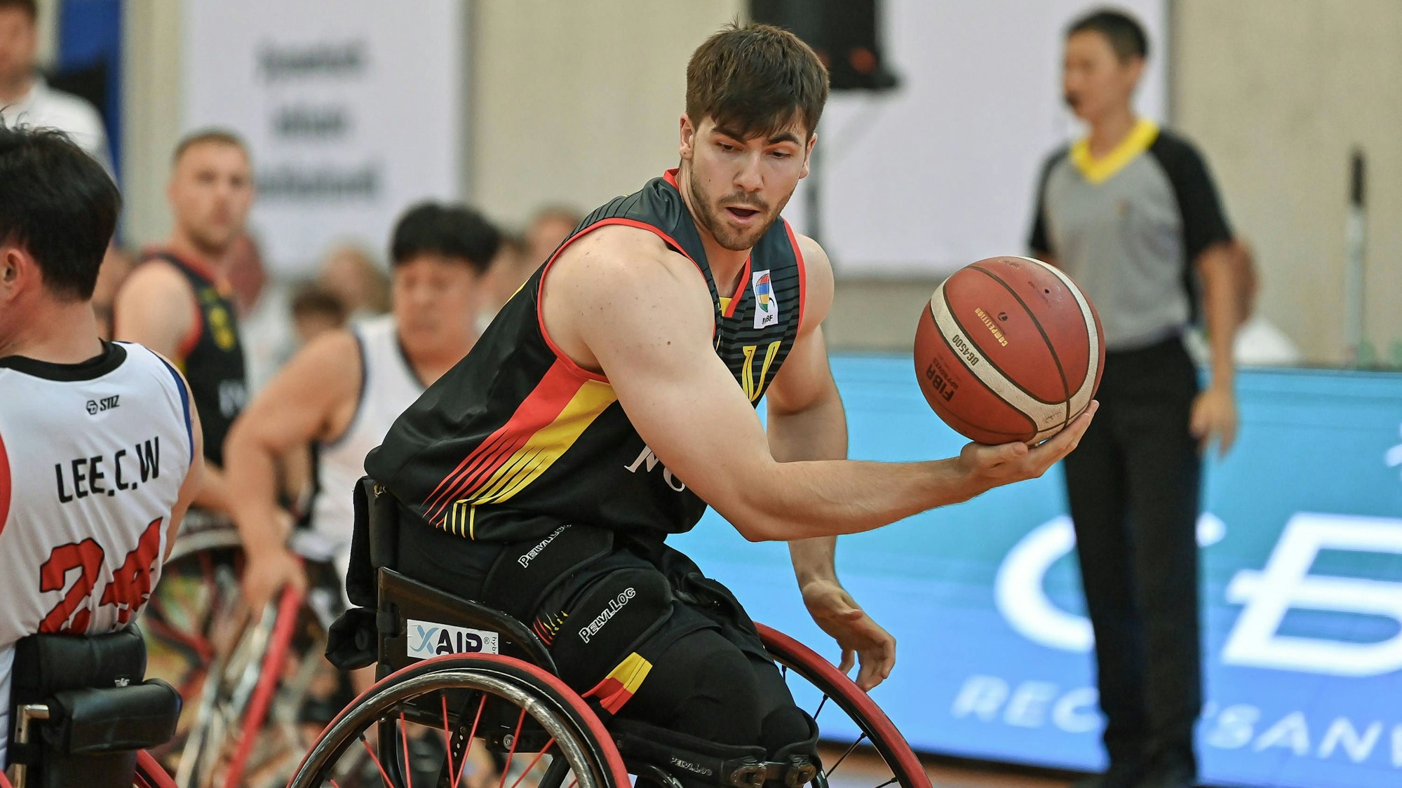 CBH Rechtsanwaelte Nations Cup Cologne 2024: Team Süd Korea vs. Team Deutschland, 16.08.2024 Thomas Reier Team Deutschland 16, , CBH Rechtsanwaelte Nations Cup Cologne 2024: Team Süd Korea vs. Team Deutschland am 16.08.2024 im Sporthalle Bergischer Ring, Koeln Nordrhein-Westfalen *** CBH Rechtsanwaelte Nations Cup Cologne 2024 Team South Korea vs Team Germany, 16 08 2024 Thomas Reier Team Germany 16 , , CBH Rechtsanwaelte Nations Cup Cologne 2024 Team South Korea vs Team Germany on 16 08 2024 at Sporthalle Bergischer Ring, Cologne North Rhine-Westphalia Copyright: xBEAUTIFULxSPORTS/Mueller-Laschetx