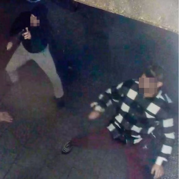 Mit diesem Foto fahndete die Polizei kurz nach dem Geschehen im Oktober 2023.