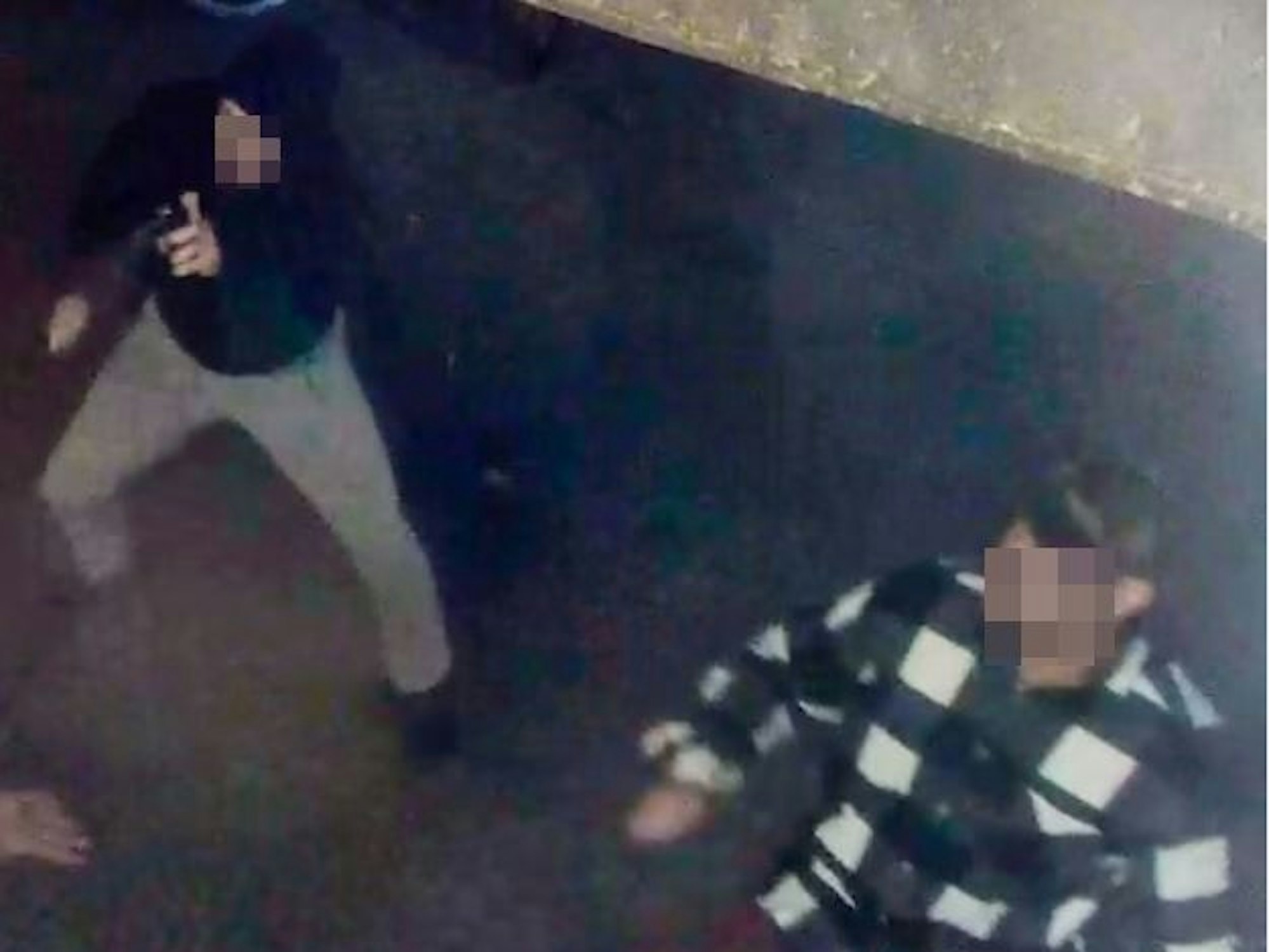 Mit diesem Foto fahndete die Polizei kurz nach dem Geschehen.