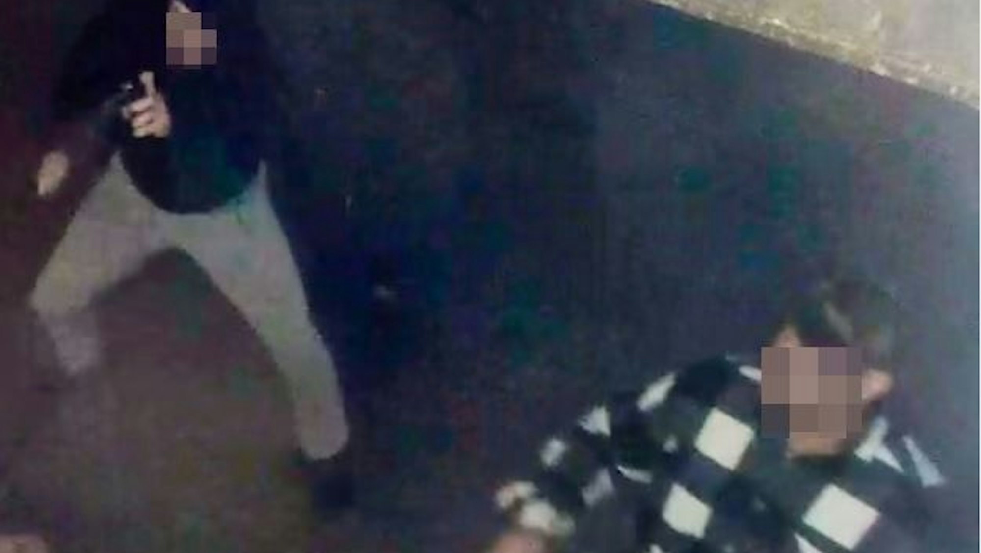 Mit diesem Foto fahndete die Polizei kurz nach dem Geschehen im Oktober 2023.