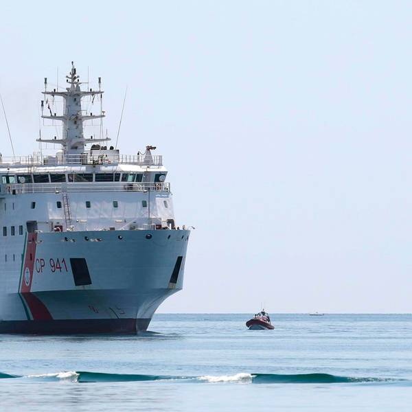 Das Foto zeigt das Schiff „Diciotti“ der italienischen Küstenwache. Mit solchen Schiffen ist die Küstenwache im Mittelmeer im Einsatz. (Symbolbild)