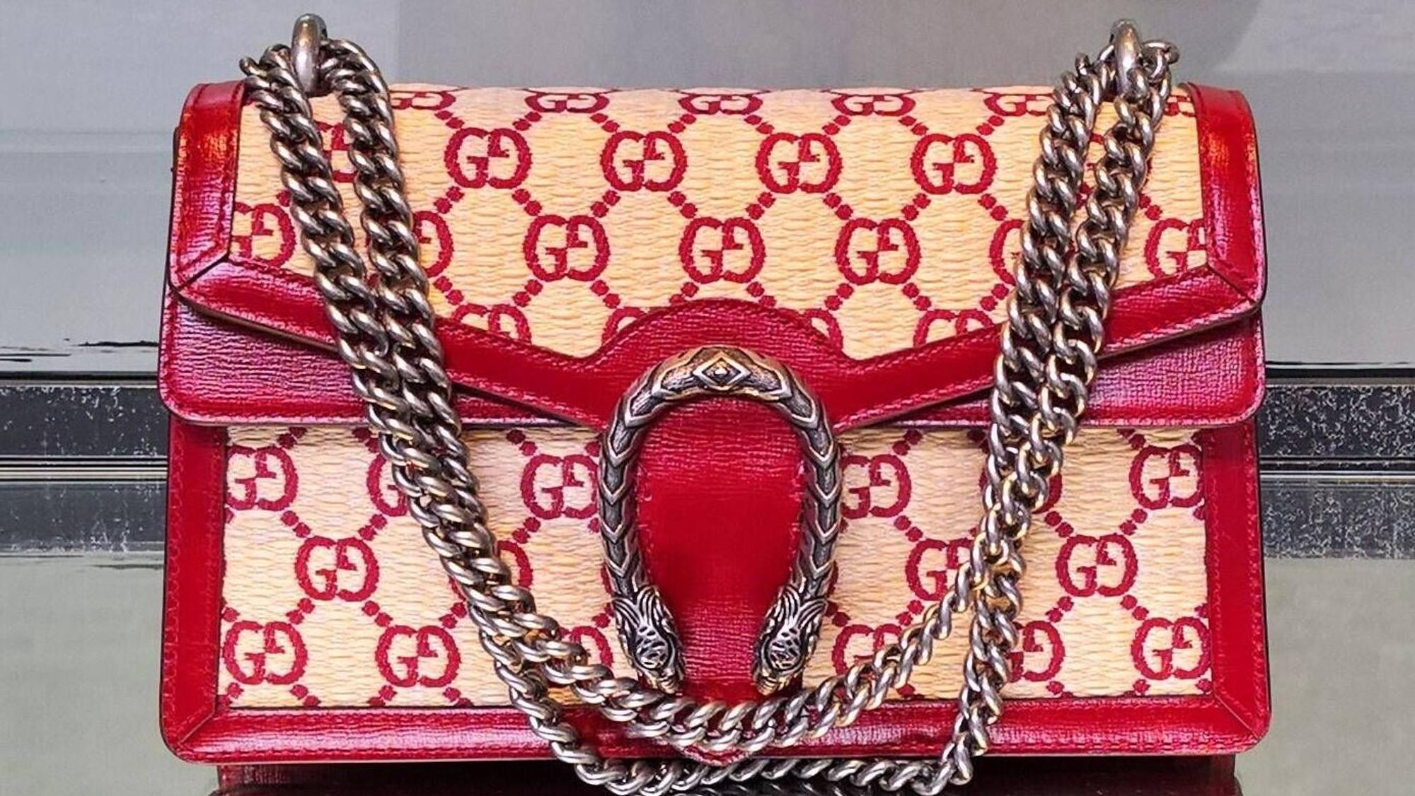 Gucci Borsa, Designer Tasche im Sortiment von Ratti Pesaro, Italien *** Gucci Borsa, designer bag in Ratti Pesaro range, Italy