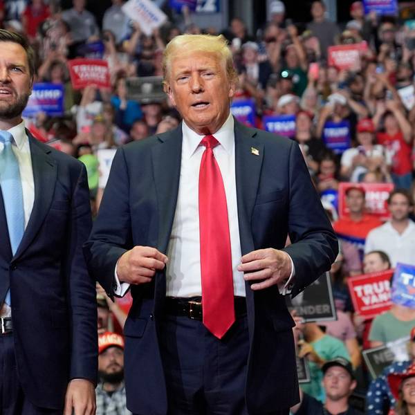 Der republikanische Präsidentschaftskandidat Donald Trump und sein Running Mate J.D. Vance: US-Geheimdienste machen den Iran für einen Hackerangriff verantwortlich.