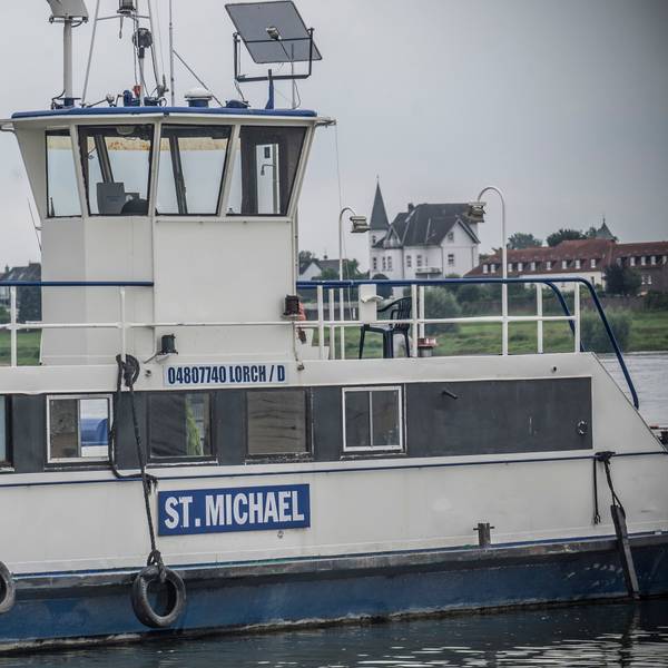 Wieder repariert: die Fähre St. Michael in Hitdorf.