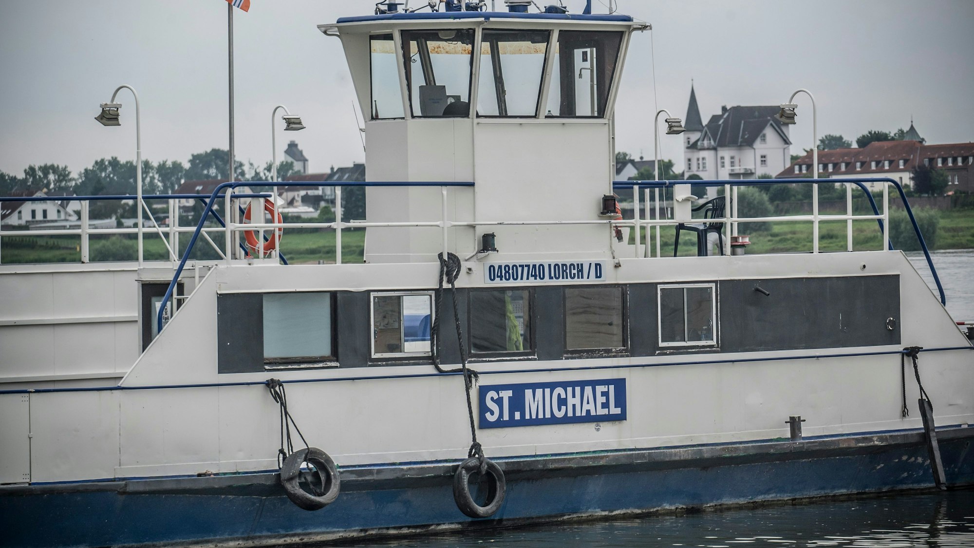 Wieder repariert: die Fähre St. Michael in Hitdorf.